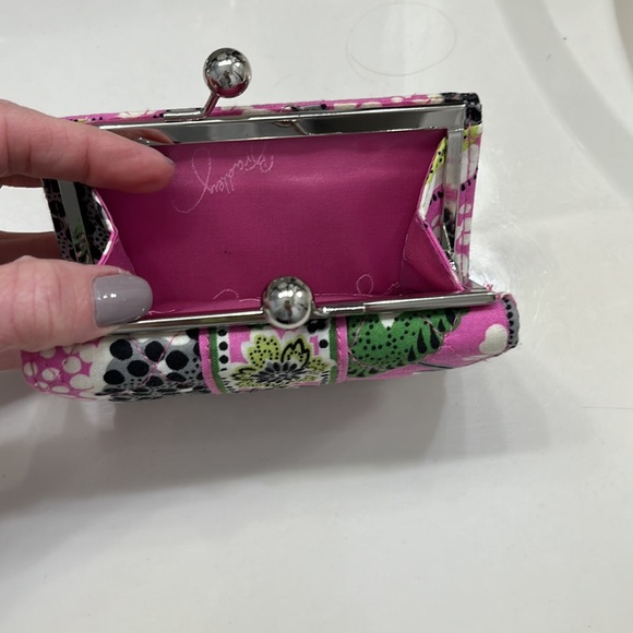 Vera Bradley Purse and matching wallet - Picture 8 of 8